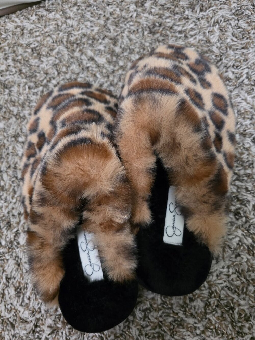 Jessica Simpson slippers size 7/8